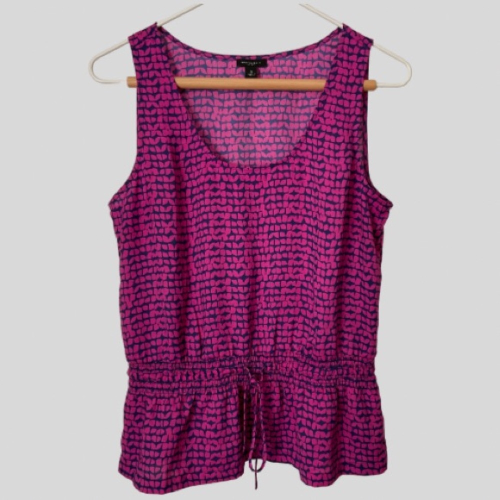 Ann Taylor Fuchsia and Navy Patterned Tie-waist Blouse Size S NWOT